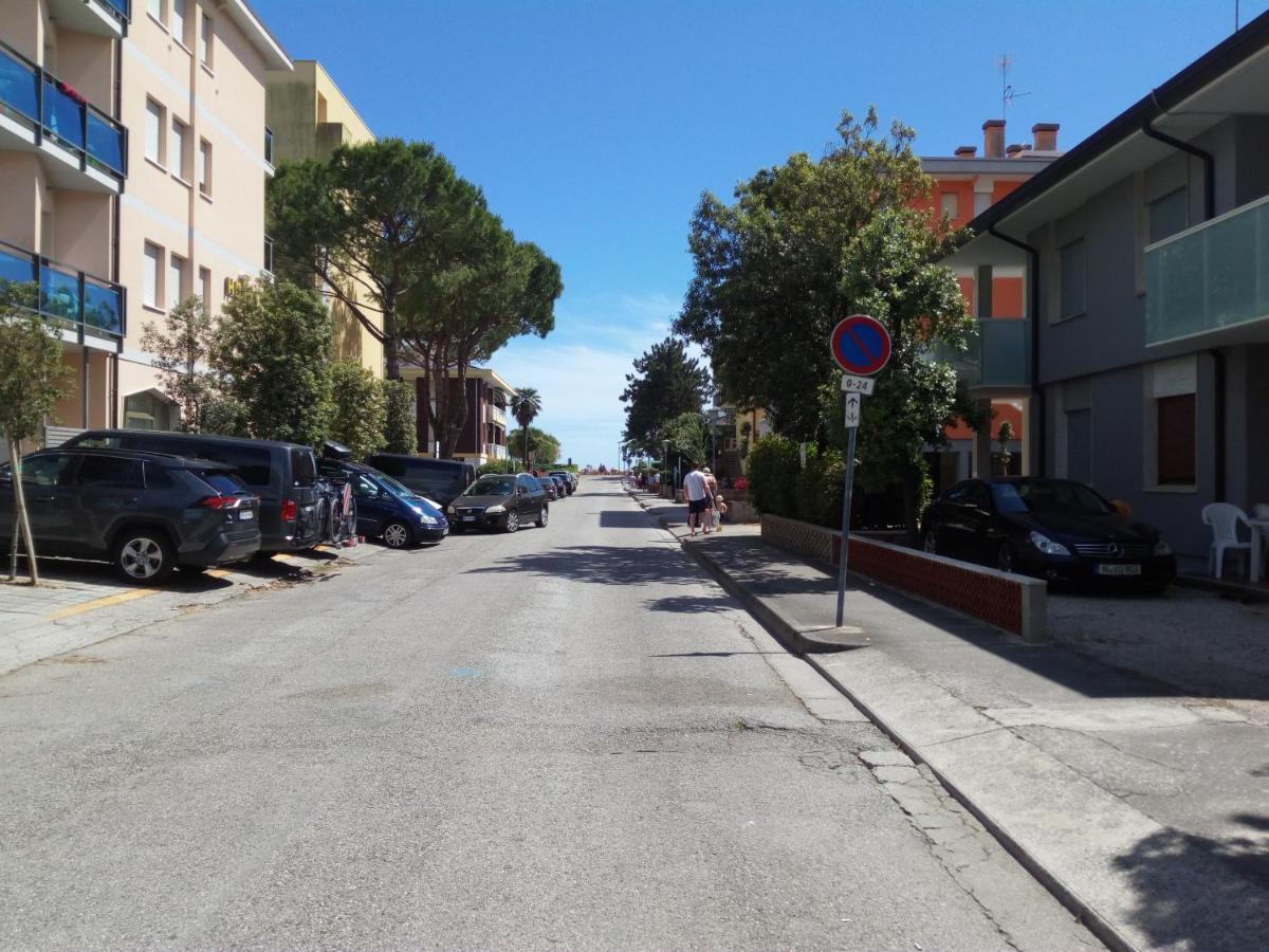 Appartamenti Beni Bibione Exteriör bild